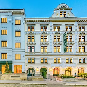 Szálloda Josefshof Am Rathaus