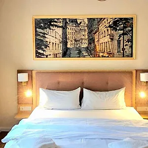 Parklane Boutique - Newly Renovated Viena