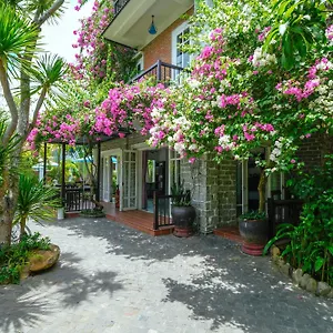 Blooms Boutique Village 4*, Hoi An Vietnam
